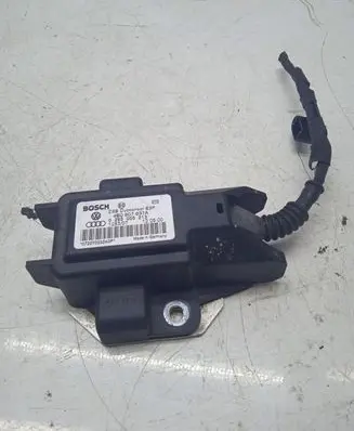 Audi A6 S6 C5 4B ESP acceleration yaw rate sensor 4B0907637A