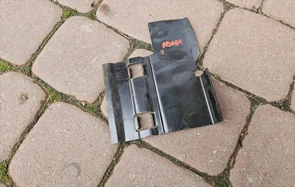 Opel Adam Battery bracket OPELCZESCI.com-E26