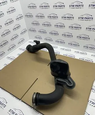Audi A4 S4 B9 Intercooler hose/pipe 8K0145673