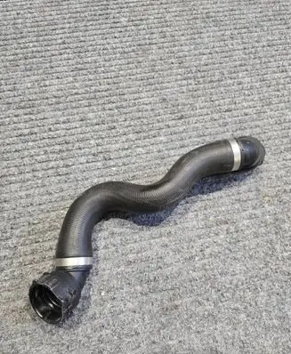 Mercedes-Benz C W205 Engine coolant pipe/hose A0089975689 019531