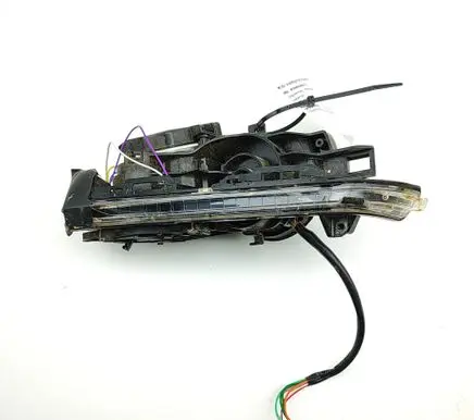 BYD Seal Mirror indicator light EKEQ3642700AD1 EKEA8202161