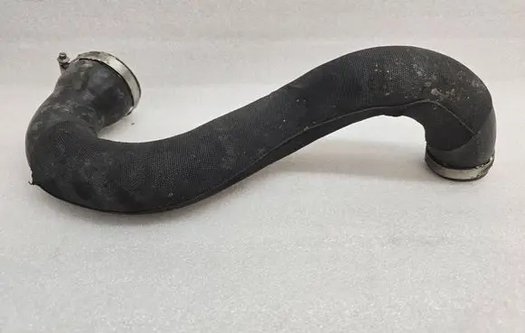 Porsche Macan (95B) Intercooler hose/pipe 95B145790