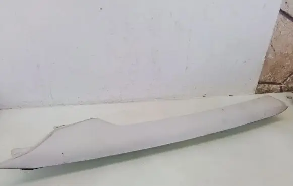 Toyota Corolla Verso E121 (A) pillar trim 622120F010
