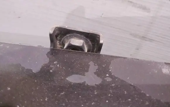 Fiat Doblo Tailgate/trunk/boot hinge