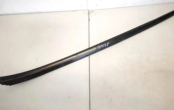 Honda Stream Front door glass trim molding 73162s7a 73162-s7a