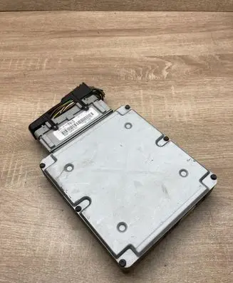 Ford Focus Engine control unit/module ECU 98AB12A650CDG PAID