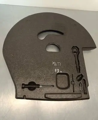Skoda Yeti (5L) Tool set 5L6863957C