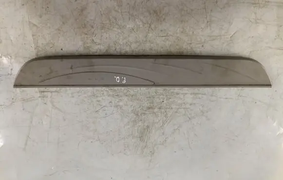 Mitsubishi Grandis Front sill trim cover MR576164 3B45