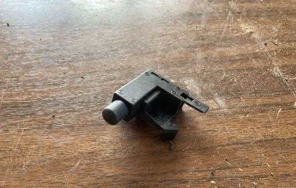 Volkswagen Golf IV Hand parking brake sensor 1J0947561