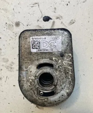 Dacia Duster Engine oil radiator 8200779744