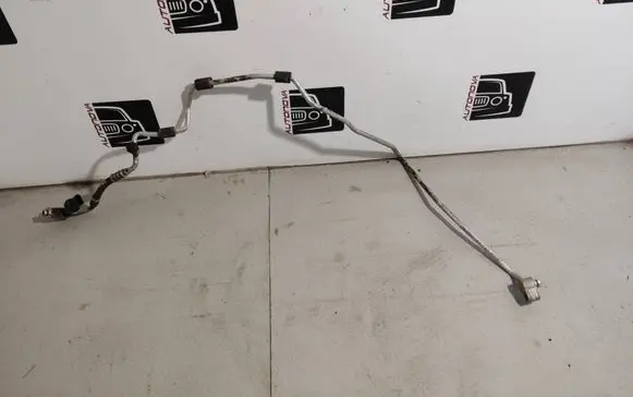 Volkswagen Golf VI Air conditioning (A/C) pipe/hose 1K0820741AT