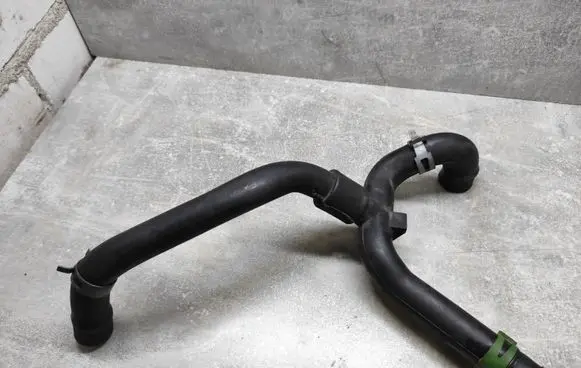 Ford Mondeo MK IV Breather hose/pipe 4M5Q6K869AC