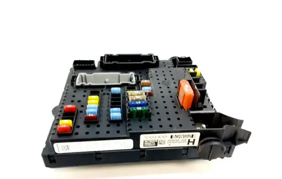 Volvo XC90 Fuse module 30786646