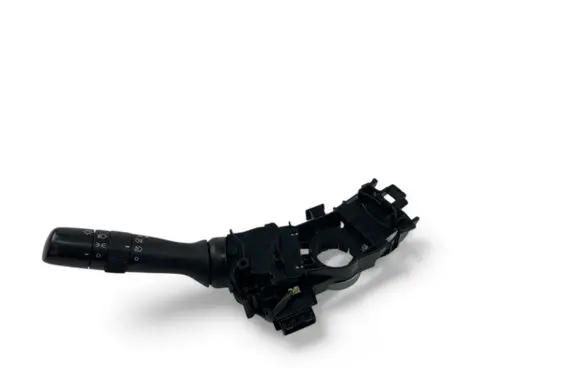 Toyota Yaris Indicator stalk 17F611
