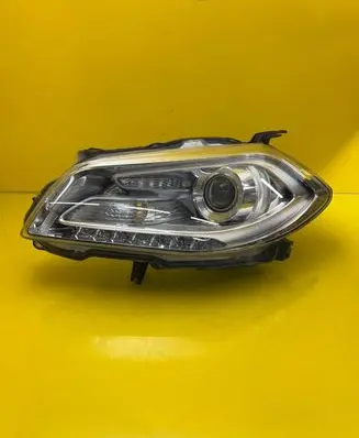 Suzuki SX4 S-Cross Headlight/headlamp 100-17735