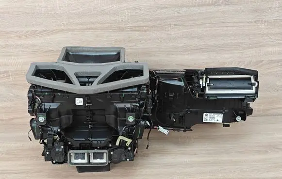 BMW X5 G05 Interior heater climate box assembly 5A31831