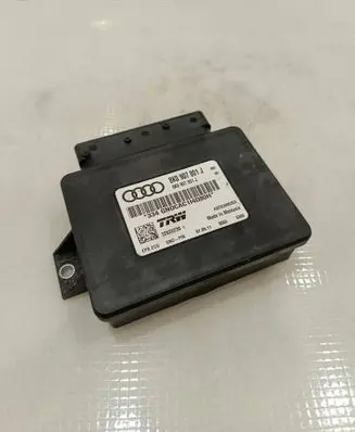 Audi A4 S4 B8 8K Hand brake control module 8K0907801J 32620230 A2C53406353