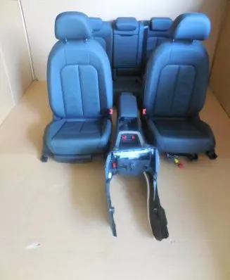 Audi Q3 F3 Seat set 83A