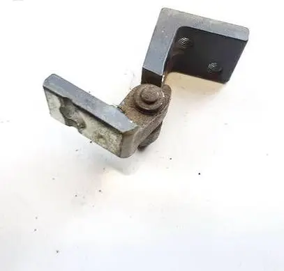 Seat Leon (1P) Rear door lower hinge 5P0833402C