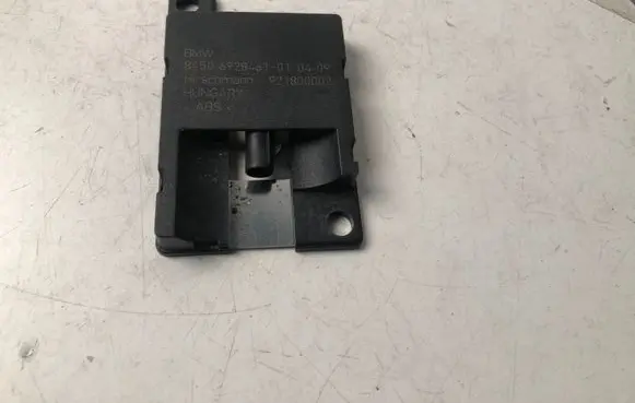 BMW 5 E60 E61 Bluetooth antenna 6928461
