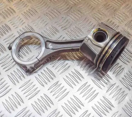 Porsche Cayenne (92A) Piston 