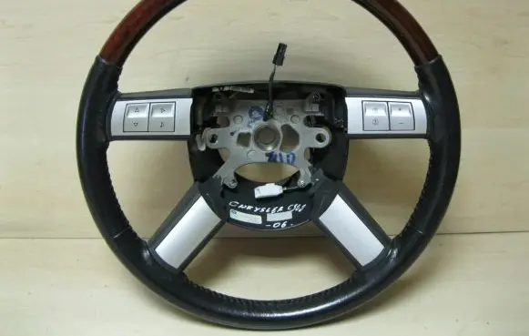 Chrysler 300 - 300C Steering wheel 0UV241DVAE BALDAI1340