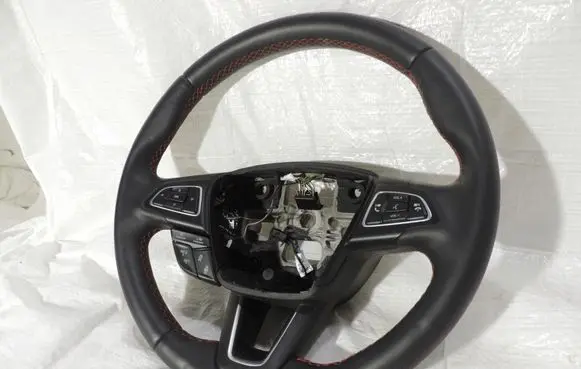 Ford Kuga II Steering wheel