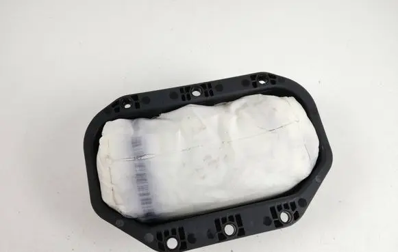 Opel Astra J Passenger airbag 13368973 622110200 367416257