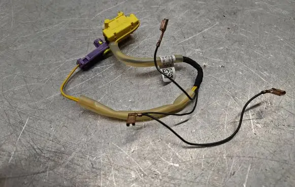 Volkswagen Touran I Airbag squib ring wiring 1K09715849Q0