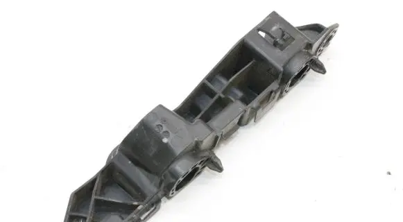 Opel Insignia B Front bumper mounting bracket 39145051