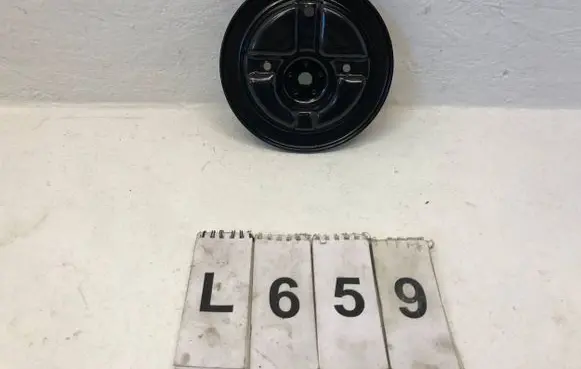 Volvo S40, V40 Front coil spring rubber mount 30818110