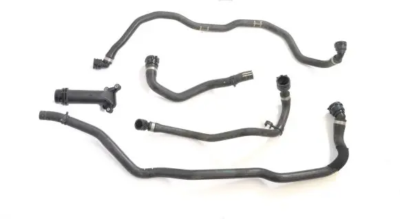 BMW 4 F32 F33 Air intake hose/pipe 9243891 8510306