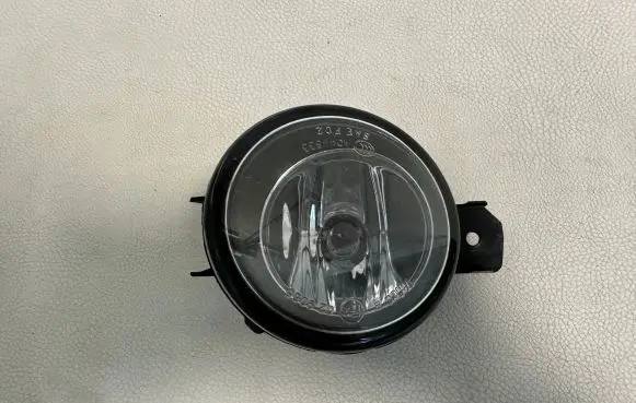 Nissan Qashqai J12 Front fog light 89206421