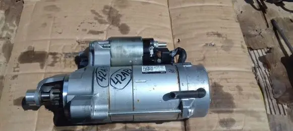 Volkswagen Touareg III Starter motor 057911024