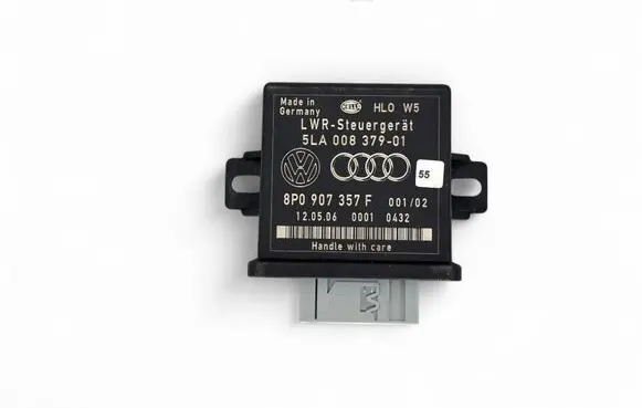 Audi A6 S6 C6 4F Light module LCM 5LA00837901 8P0907357F