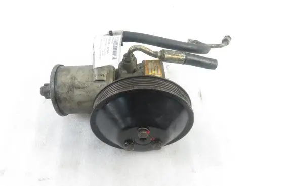Mercedes-Benz C AMG W202 Power steering pump 2104661301 7682900508