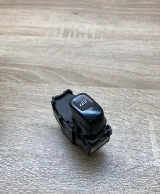 Volvo S60 Electric window control switch 8685288