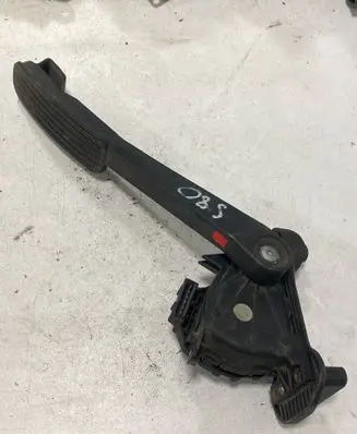Volvo V70 Accelerator throttle pedal 9173132 9169203 9472051