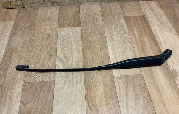 Mercedes-Benz A W168 Front wiper blade arm A1688200644
