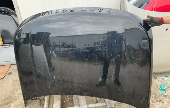 Land Rover Discovery 4 - LR4 Engine bonnet/hood