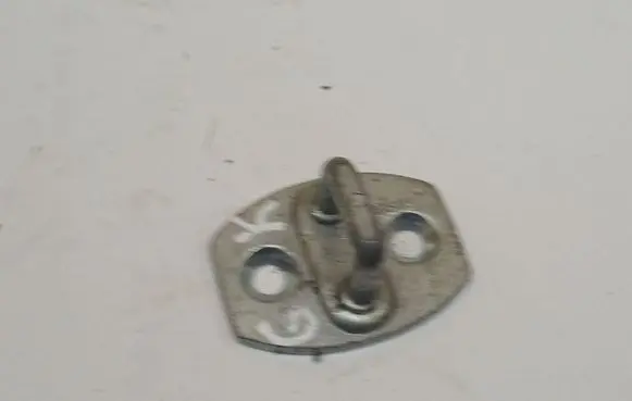 Toyota Avensis T250 Rear door lock loop/hook striker