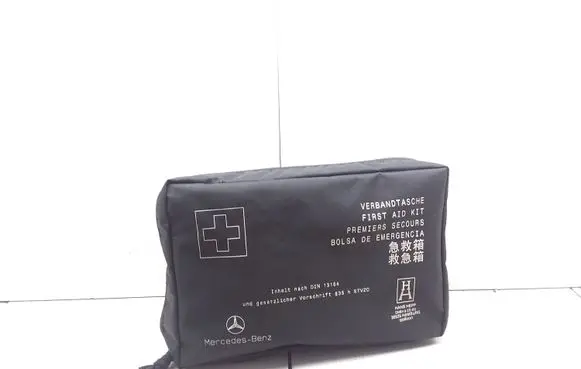 Mercedes-Benz C W205 First aid kit DIN13164 20539