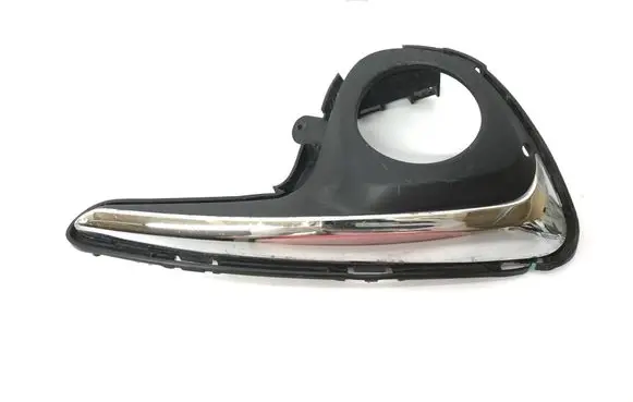 Toyota Yaris Front fog light trim/grill 520300D040