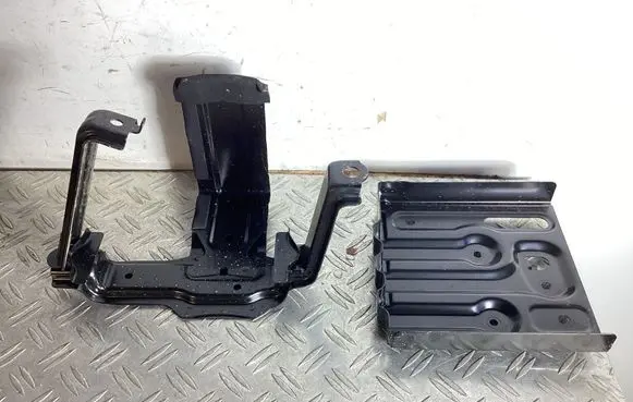 Lexus NX Battery bracket 