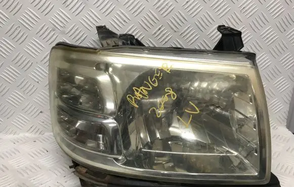 Ford Ranger Headlight/headlamp 10016682