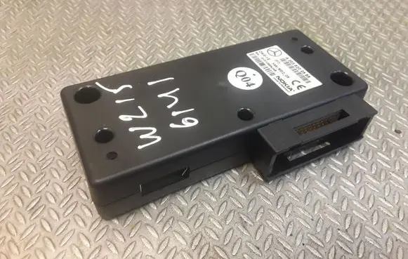 Mercedes-Benz S W220 Phone control unit/module A2038202585 2038202585