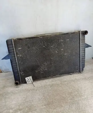 Volvo S70 V70 V70 XC Coolant radiator