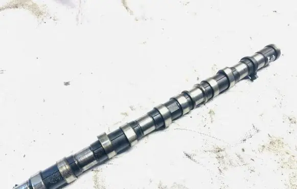 KIA Sorento Camshaft 