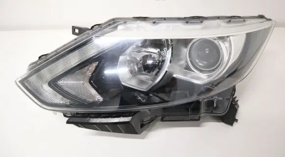 Nissan Qashqai Headlight/headlamp 10018013