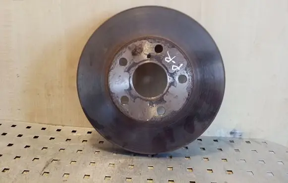 Toyota RAV 4 (XA20) Front brake disc